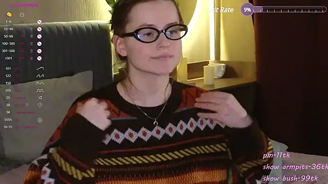 Snapshot of reb_luvng chatting on February 4, 2025, 5:45 pm reb luvng online show from February 4, 2025, 5:45 pm