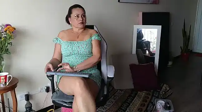 Snapshot of Kaily_jonness chatting on March 20, 2025, 7:57 pm Kaily jonness online show from March 20, 2025, 7:57 pm