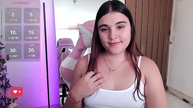 Magic-Smilee online show from February 8, 2025, 2:38 pm