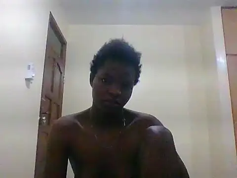 Snapshot of hotgal1112 chatting on September 27, 2025, 1:43 am hotgal1112 online show from September 27, 2025, 1:43 am