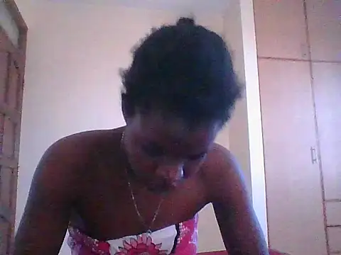 Snapshot of hotgal1112 chatting on September 29, 2025, 11:48 am hotgal1112 online show from September 29, 2025, 11:48 am
