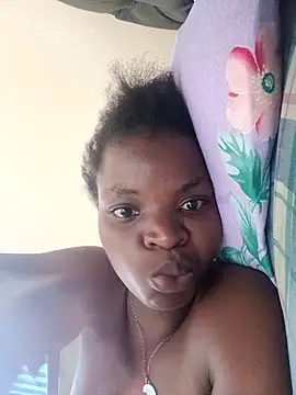 hotgal1112 online show from November 5, 2025, 10:04 am