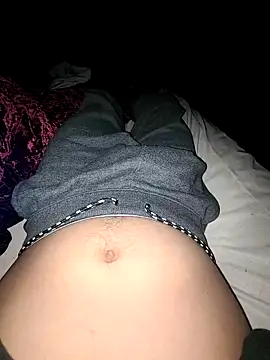 Snapshot of naper12 chatting on February 14, 2025, 10:38 am naper12 online show from February 14, 2025, 10:38 am