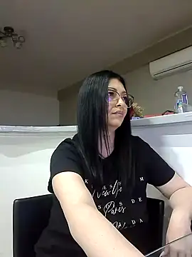 Milf Abigail online show from February 17, 2025, 2:53 am