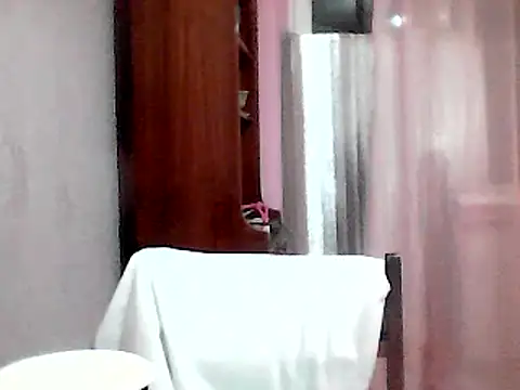Snapshot of AnaXBerry chatting on February 14, 2025, 5:46 pm AnaXBerry online show from February 14, 2025, 5:46 pm
