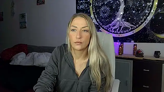 SexxyLiviaa online show from November 2, 2025, 1:41 am