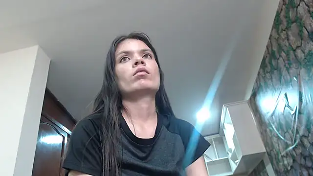 Karla sweed online show from March 5, 2025, 12:49 am