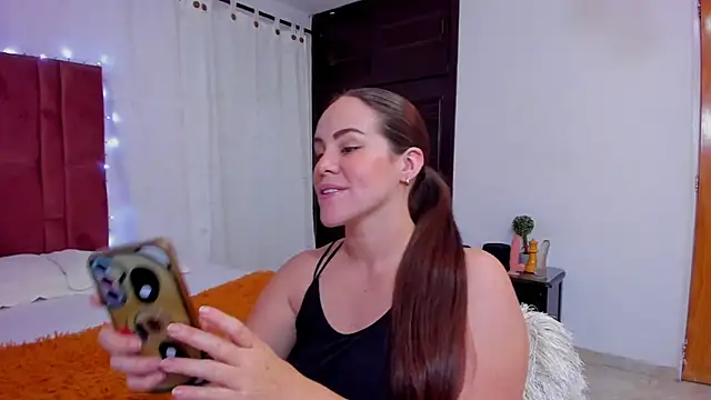 Snapshot of AURORA_FRANKLIN chatting on January 8, 2025, 1:09 pm AURORA FRANKLIN online show from January 8, 2025, 1:09 pm