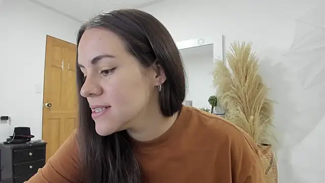 Snapshot of AURORA_FRANKLIN chatting on September 15, 2025, 2:39 pm AURORA FRANKLIN online show from September 15, 2025, 2:39 pm