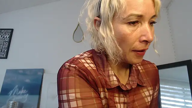 Ingridbergman online show from February 21, 2025, 3:10 pm