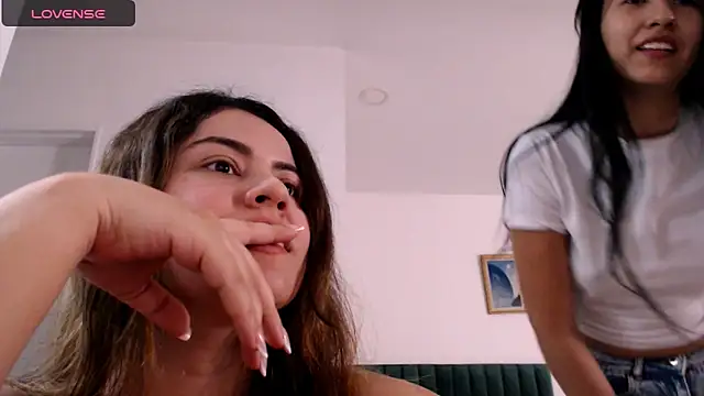 Snapshot of AlexaMysticz chatting on February 4, 2025, 6:06 pm AlexaMysticz online show from February 4, 2025, 6:06 pm