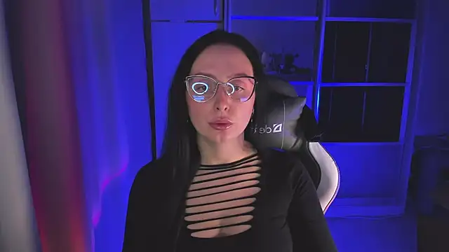 Christy Calypso online show from October 28, 2025, 4:31 pm