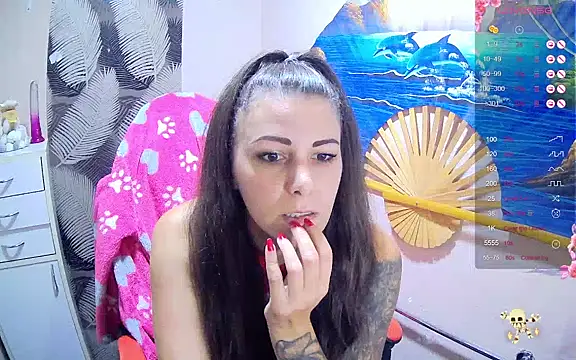 Catbaby32 online show from October 28, 2025, 9:17 pm