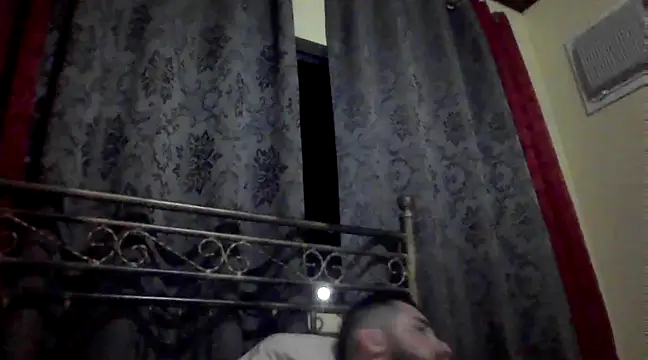 Dat1994 online show from December 16, 2024, 4:34 am