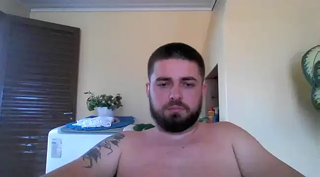 Dat1994 online show from December 18, 2024, 2:28 pm