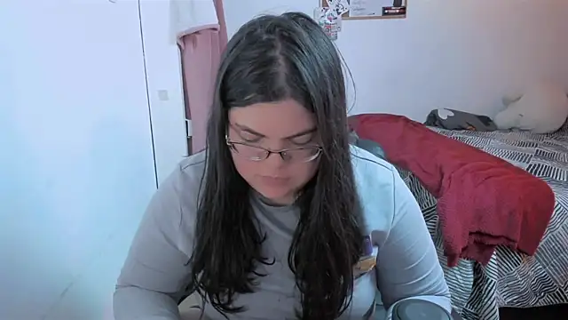 Aria Fullbuster online show from October 22, 2025, 9:47 pm