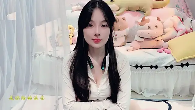 AKiKi711 online show from September 27, 2025, 4:34 pm