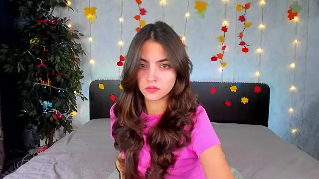 Snapshot of Milana_Crystal_ chatting on November 27, 2025, 8:16 am Milana Crystal online show from November 27, 2025, 8:16 am