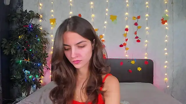 Snapshot of Milana_Crystal_ chatting on November 29, 2025, 8:17 am Milana Crystal online show from November 29, 2025, 8:17 am