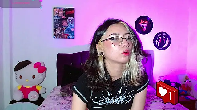 squirt charlott online show from February 10, 2025, 6:03 pm