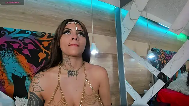 Snapshot of Cori_Paige chatting on March 10, 2025, 11:42 am Cori Paige online show from March 10, 2025, 11:42 am