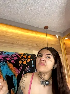 Snapshot of Cori_Paige chatting on October 15, 2025, 3:39 am Cori Paige online show from October 15, 2025, 3:39 am