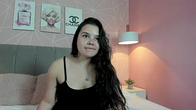 Snapshot of zara__sweet chatting on February 3, 2025, 7:00 pm zara sweet online show from February 3, 2025, 7:00 pm