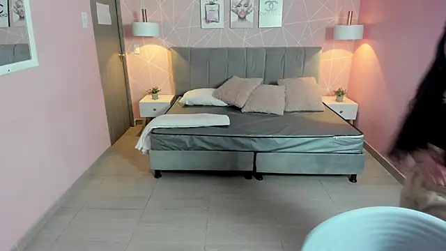 Snapshot of zara__sweet chatting on February 10, 2025, 12:39 pm zara sweet online show from February 10, 2025, 12:39 pm