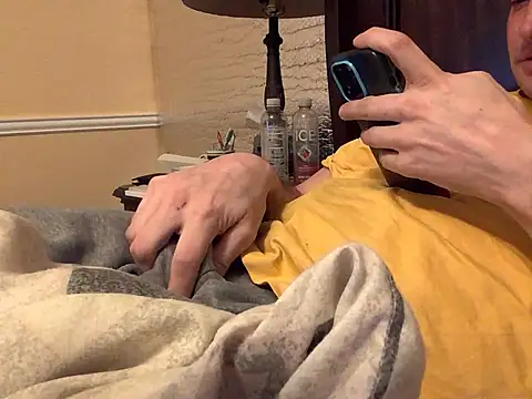 Snapshot of Hebrewhammers42 chatting on January 21, 2025, 6:43 am Hebrewhammers42 online show from January 21, 2025, 6:43 am