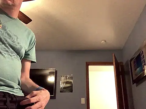 Snapshot of Hebrewhammers42 chatting on February 25, 2025, 2:58 am Hebrewhammers42 online show from February 25, 2025, 2:58 am