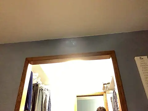 Snapshot of Hebrewhammers42 chatting on March 3, 2025, 4:36 am Hebrewhammers42 online show from March 3, 2025, 4:36 am