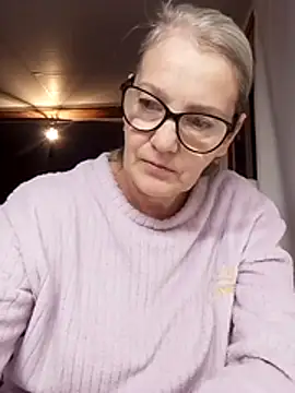 Snapshot of irinamaux chatting on November 3, 2025, 7:20 am irinamaux online show from November 3, 2025, 7:20 am