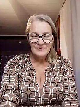 Snapshot of irinamaux chatting on November 7, 2025, 7:03 pm irinamaux online show from November 7, 2025, 7:03 pm