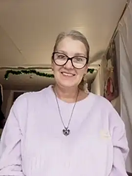 Snapshot of irinamaux chatting on November 29, 2025, 6:38 am irinamaux online show from November 29, 2025, 6:38 am