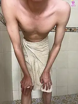 Snapshot of Levii_Ackermann chatting on February 24, 2025, 12:52 am Levii Ackermann online show from February 24, 2025, 12:52 am