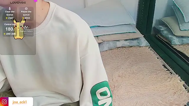 Snapshot of Levii_Ackermann chatting on March 4, 2025, 2:10 pm Levii Ackermann online show from March 4, 2025, 2:10 pm