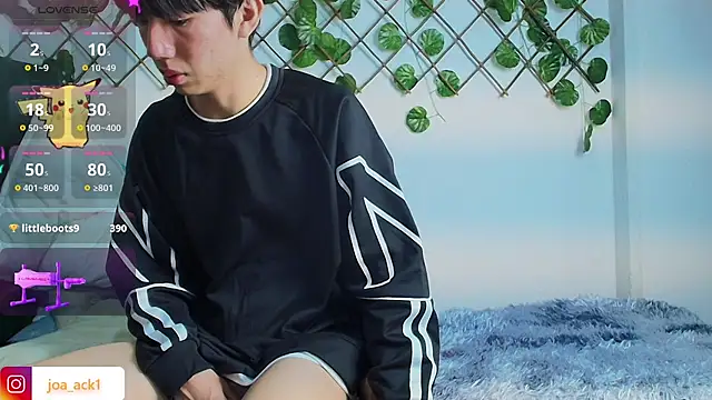 Snapshot of Levii_Ackermann chatting on March 14, 2025, 1:16 am Levii Ackermann online show from March 14, 2025, 1:16 am