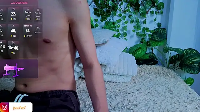 Snapshot of Levii_Ackermann chatting on September 12, 2025, 7:14 pm Levii Ackermann online show from September 12, 2025, 7:14 pm