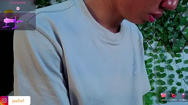 Snapshot of Levii_Ackermann chatting on September 20, 2025, 2:12 am Levii Ackermann online show from September 20, 2025, 2:12 am