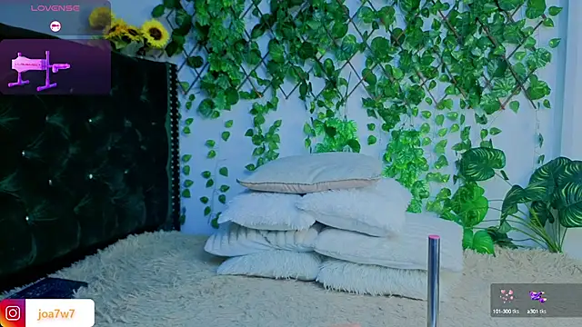 Snapshot of Levii_Ackermann chatting on September 24, 2025, 1:58 pm Levii Ackermann online show from September 24, 2025, 1:58 pm