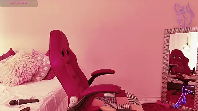 Snapshot of fransheska_rossi chatting on September 10, 2025, 12:38 pm fransheska rossi online show from September 10, 2025, 12:38 pm