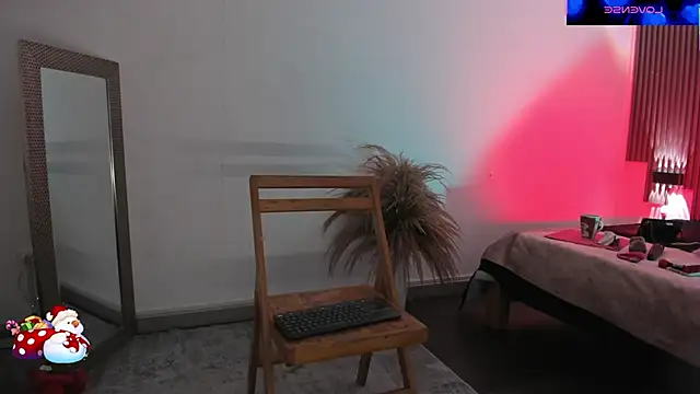 Snapshot of fransheska_rossi chatting on December 4, 2025, 12:58 pm fransheska rossi online show from December 4, 2025, 12:58 pm