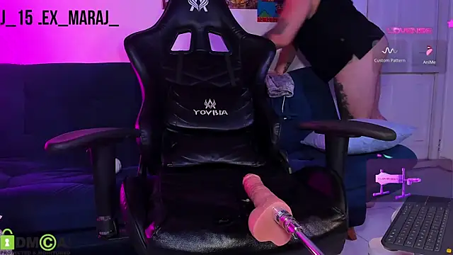 Snapshot of Alex_maraj chatting on September 23, 2025, 11:08 pm Alex maraj online show from September 23, 2025, 11:08 pm