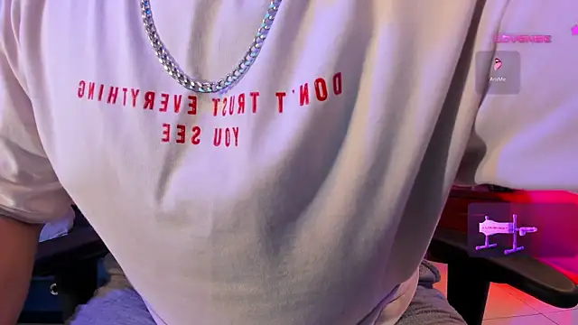 Snapshot of Alex_maraj chatting on November 4, 2025, 10:09 pm Alex maraj online show from November 4, 2025, 10:09 pm