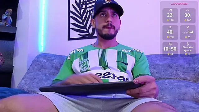 Snapshot of Bruno_Mattos chatting on December 17, 2025, 7:09 pm Bruno Mattos online show from December 17, 2025, 7:09 pm