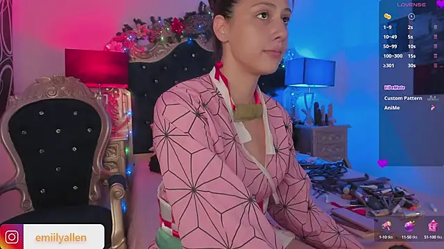 EmilyAllen  online show from December 19, 2024, 5:51 am