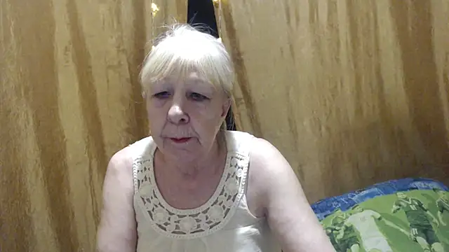 Snapshot of _Estelitta_5 chatting on January 21, 2025, 6:45 pm  Estelitta 5 online show from January 21, 2025, 6:45 pm