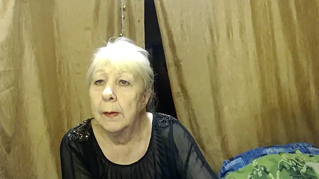 Snapshot of _Estelitta_5 chatting on February 8, 2025, 10:39 am  Estelitta 5 online show from February 8, 2025, 10:39 am