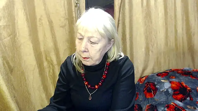 Snapshot of _Estelitta_5 chatting on March 1, 2025, 12:45 pm  Estelitta 5 online show from March 1, 2025, 12:45 pm