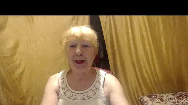 Snapshot of _Estelitta_5 chatting on September 27, 2025, 4:45 pm  Estelitta 5 online show from September 27, 2025, 4:45 pm